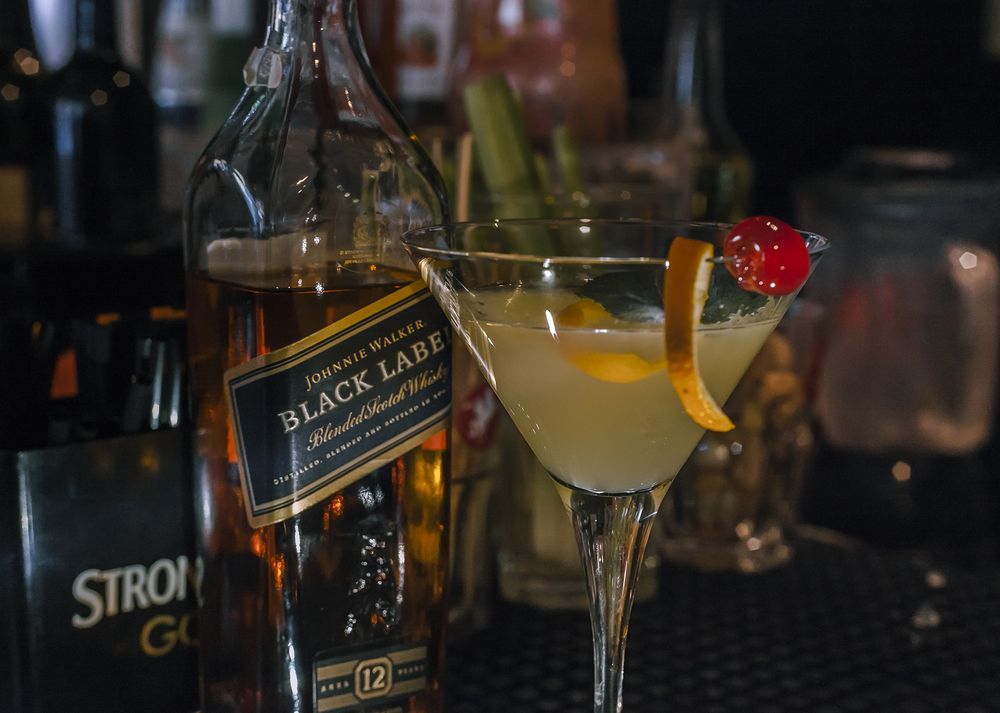 Maya Milano Cocktail Bar